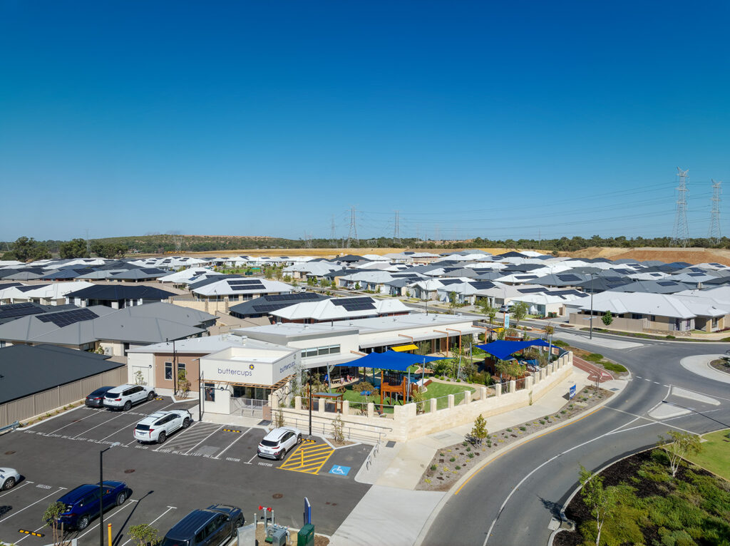 2 Ovens View, Mandogalup WA 6167