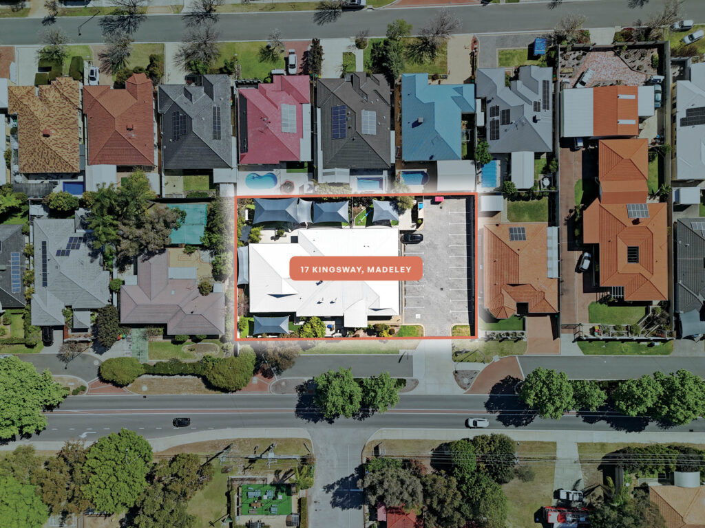 17 Kingsway, Madeley WA 6065